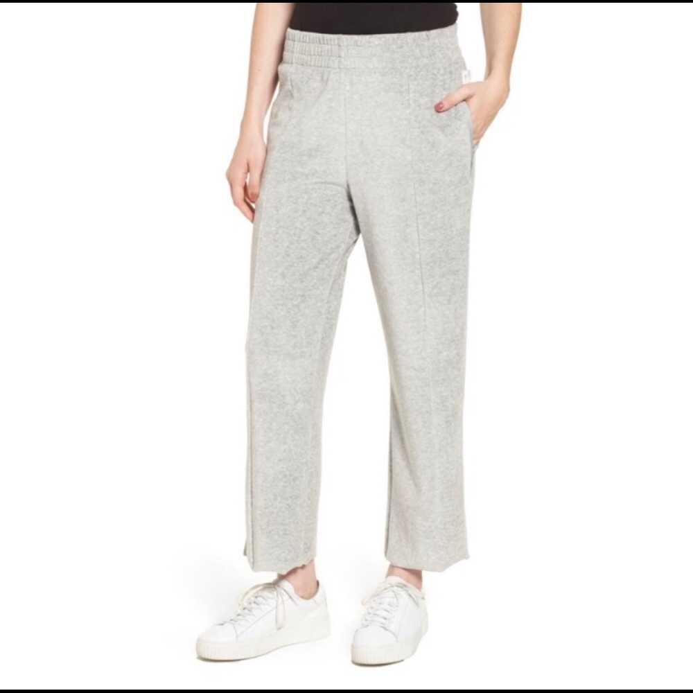 Good American Grey The High Waisted Sweatpants